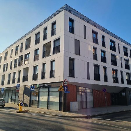 Apartament Skarbowa Leszno  Bagian luar foto